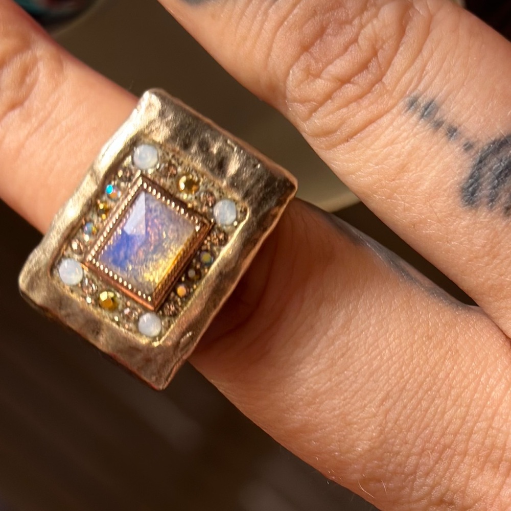 ARTISANAL NWOT MADE GORGEOUS STERLING RING!!!!